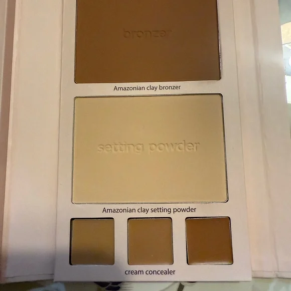 ***Tarte Full Face Folding Book Palette- Tan to Deep